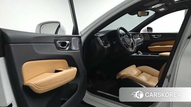 Volvo XC60 second Generation id 4664971 из Кореи 34
