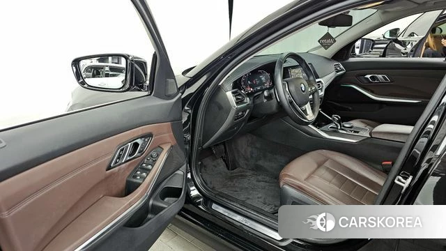 BMW 3 Series (G20) id 3892969 из Кореи 19