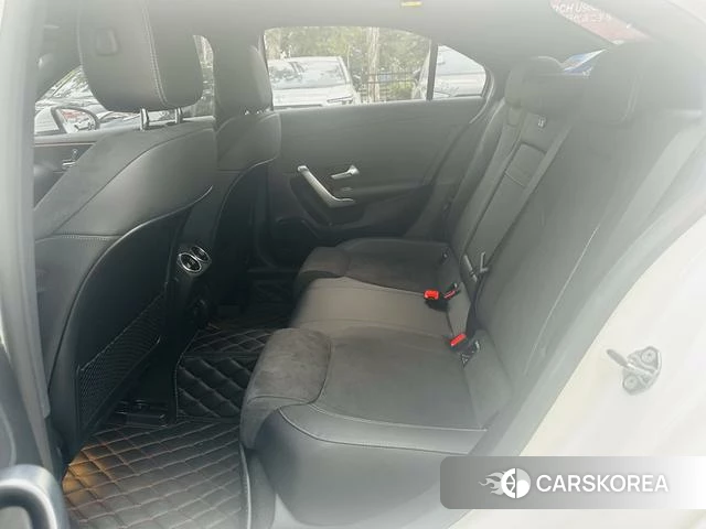 Mercedes-Benz Class A id 4321415 из Китая 10