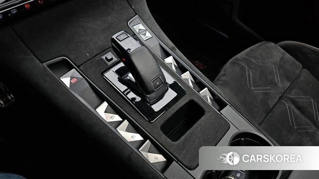 Citroen / DS DS7 Crossback id 3828928 из Кореи 19