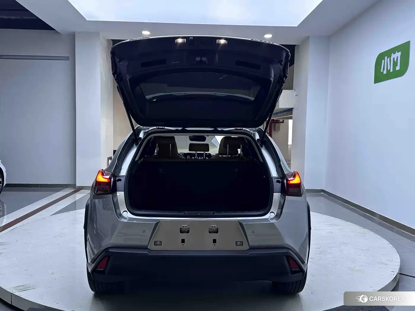 Lexus UX id 4622542 из Китая 23