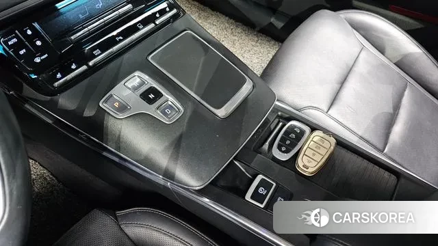 Hyundai The New Grandeur IG id 3243378 из Кореи 19