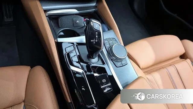 BMW 5 Series (G30) id 3037044 из Кореи 19