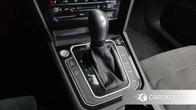 Volkswagen Passat GT (B8) id 4293323 из Кореи 19