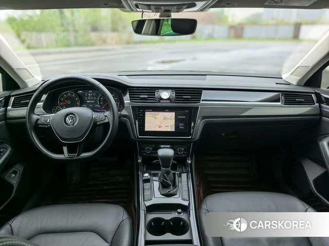 Volkswagen Huiang id 4254566 из Китая 18
