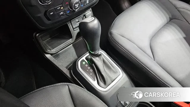 Jeep Renegade id 3523539 из Кореи 19