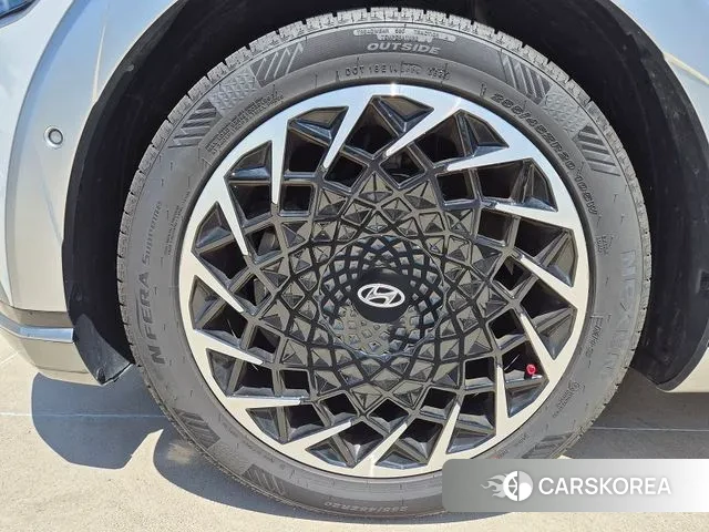 Hyundai Ionic 5 id 3041316 из Кореи 14