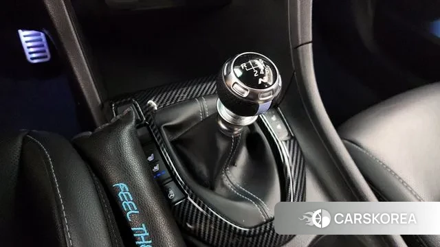 Hyundai Veloster (JS) id 2976264 из Кореи 19