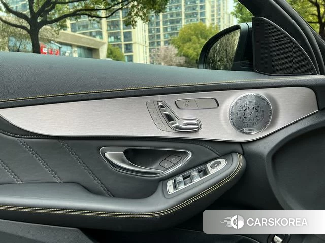 Mercedes-Benz C-class AMG id 4253929 из Китая 23