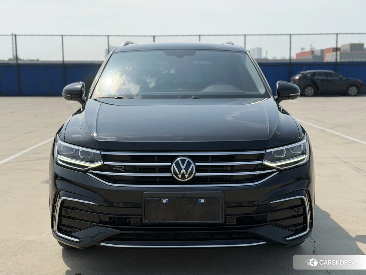 Volkswagen Tiguan L id 4510693 из Китая 16