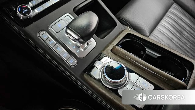 Genesis G90 id 4722412 из Кореи 34
