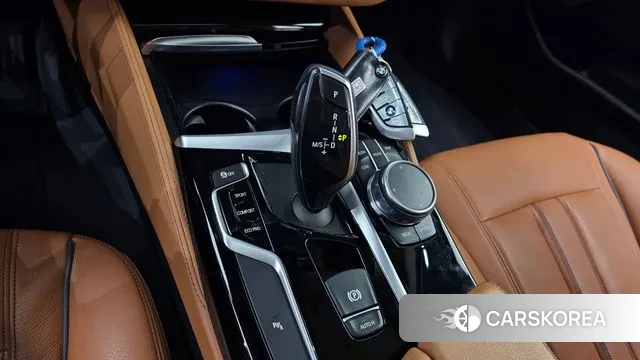 BMW 5 Series (G30) id 3474845 из Кореи 19