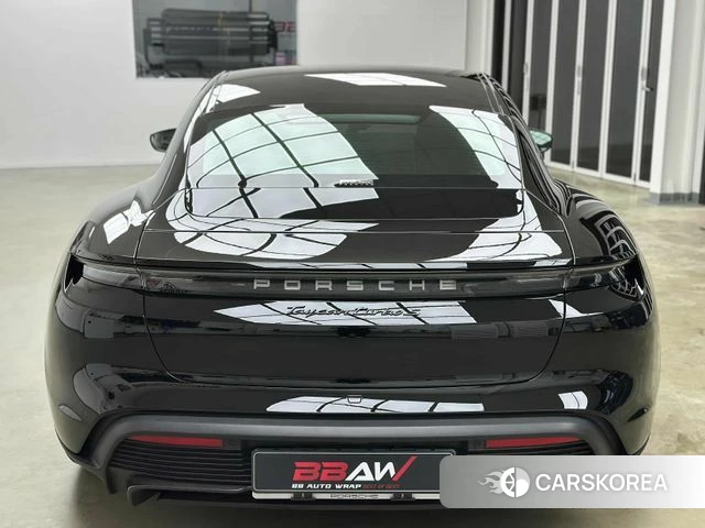 Porsche Taycan id 4593231 из Кореи 10