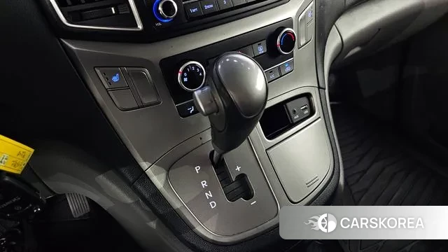 Hyundai The New Grand Starex id 3188101 из Кореи 19