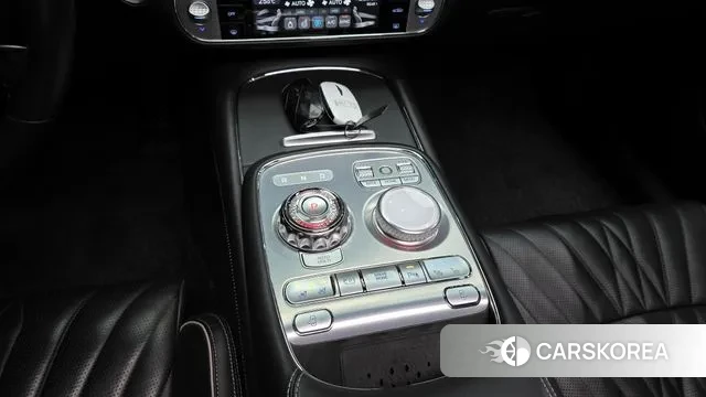 Genesis G90 (RS4) id 3625354 из Кореи 19