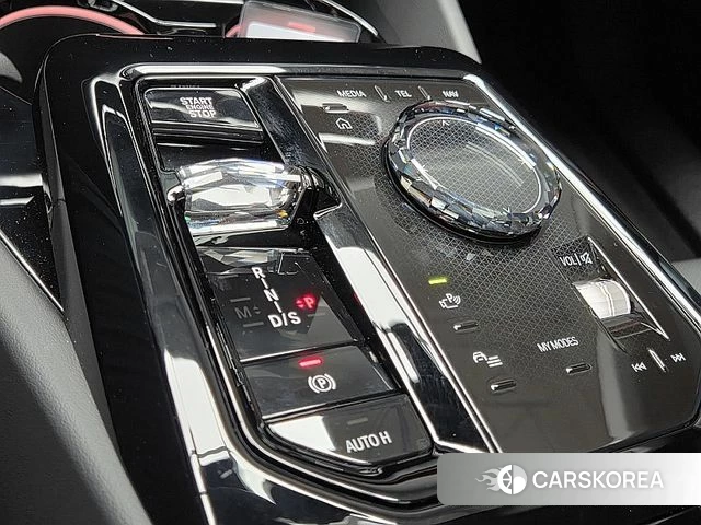 BMW 5 Series (G60) id 4493403 из Кореи 19