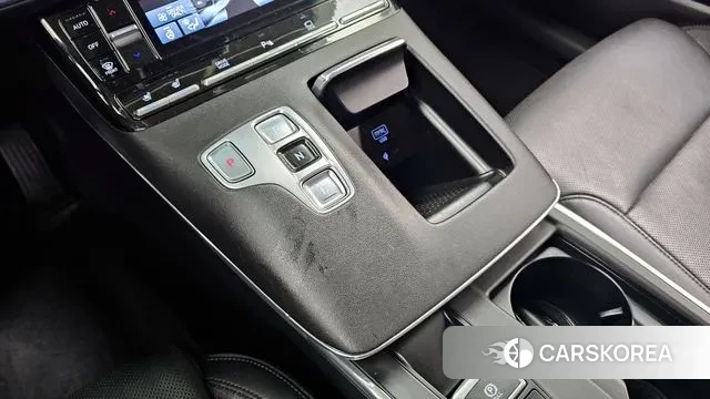 Hyundai The New Grandeur IG Hybrid id 3349496 из Кореи 19