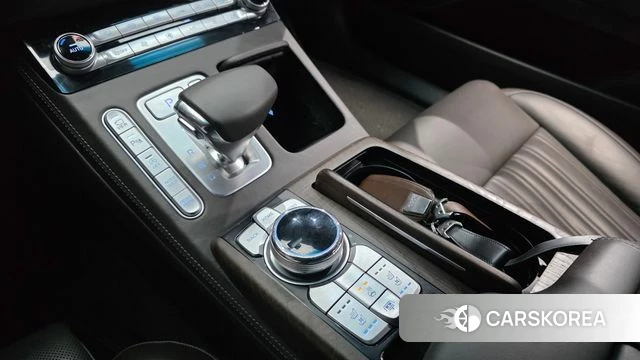 Genesis G90 id 4784655 из Кореи 32