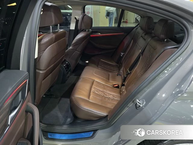 BMW 5 Series (G30) id 3889334 из Кореи 19