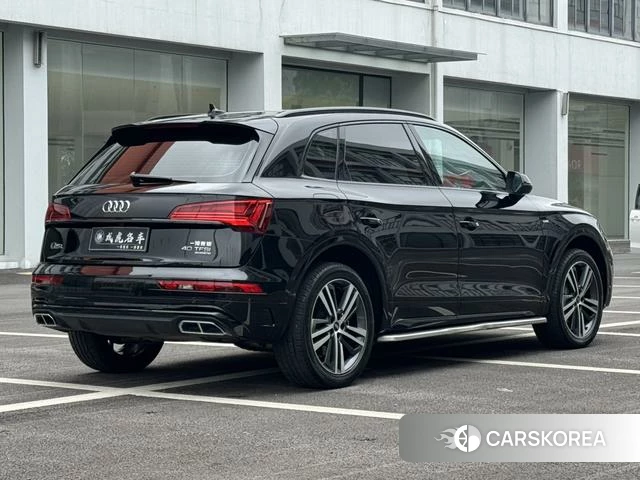 Audi Q5L Sportback id 4211469 из Китая 13