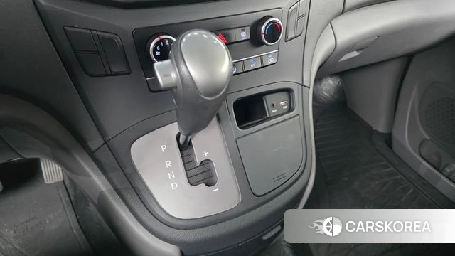Hyundai The New Grand Starex id 4647630 из Кореи 19