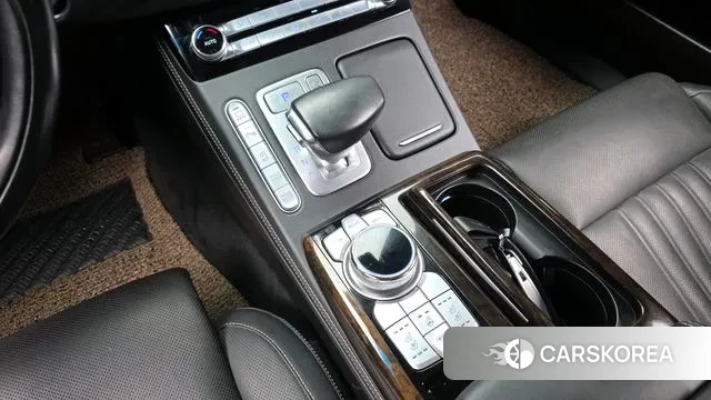 Genesis G90 id 3612506 из Кореи 19