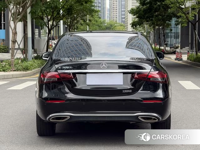 Mercedes-Benz E-class id 4278032 из Китая 21