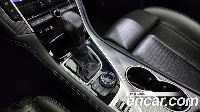 Infiniti Q50 id 2941632 из Кореи 19