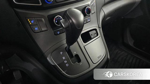 Hyundai The New Grand Starex id 4188251 из Кореи 19