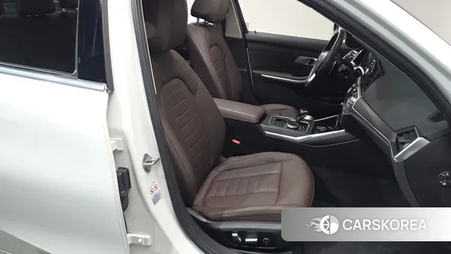 BMW 3 Series (G20) id 3650746 из Кореи 19