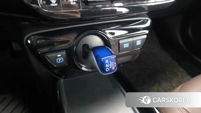 Toyota Prius 4th Generation id 4309668 из Кореи 31