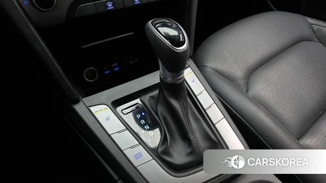 Hyundai Avante AD id 3853906 из Кореи 19