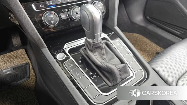 Volkswagen Passat GT (B8) id 4596182 из Кореи 30