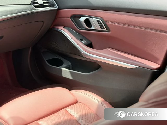 BMW 3 series id 4333903 из Китая 11