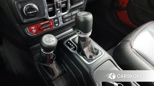 Jeep Gladiator (JT) id 3560565 из Кореи 19