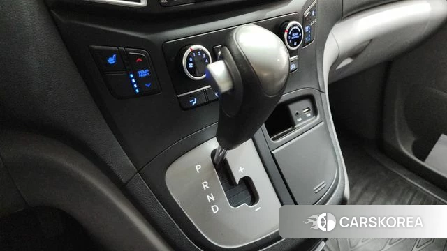 Hyundai The New Grand Starex id 4384933 из Кореи 18