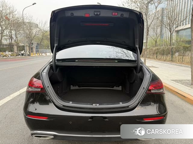 Mercedes-Benz E-class id 4256757 из Китая 19