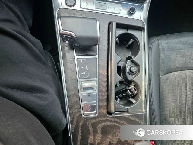 Audi A6 (C8) id 4535001 из Кореи 9