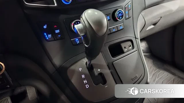 Hyundai The New Grand Starex id 2916967 из Кореи 19