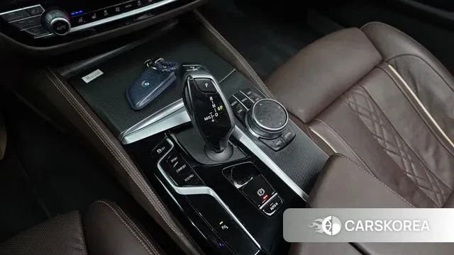 BMW 5 Series (G30) id 3523987 из Кореи 19