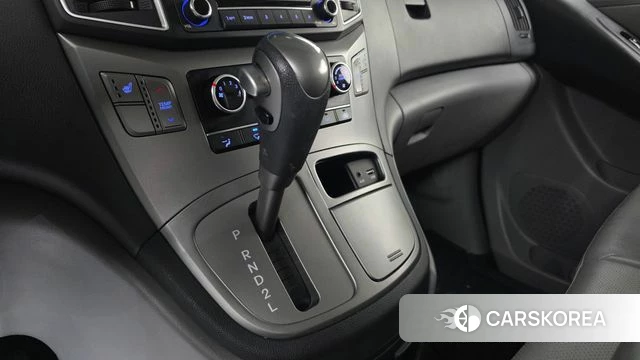 Hyundai The New Grand Starex id 4895618 из Кореи 28