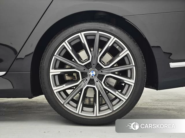 BMW 7 series id 4212527 из Китая 19