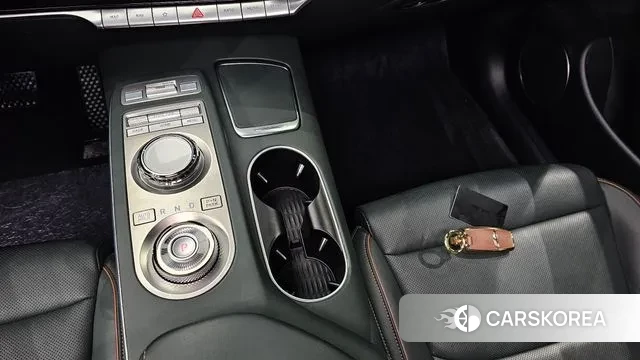 Genesis GV70 id 3571862 из Кореи 19