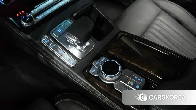 Genesis G90 id 4750756 из Кореи 19