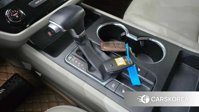 Kia The New Carnival id 4476765 из Кореи 30