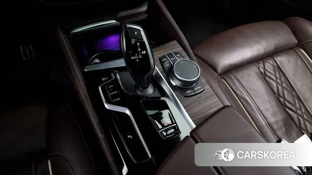 BMW 5 Series (G30) id 3202659 из Кореи 19