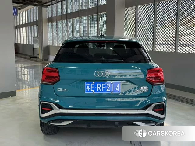 Audi Q2L id 4265147 из Китая 12