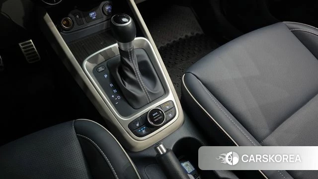 Hyundai Venue id 3840054 из Кореи 19