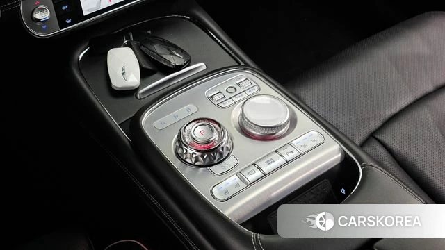 Genesis G90 (RS4) id 4376372 из Кореи 19