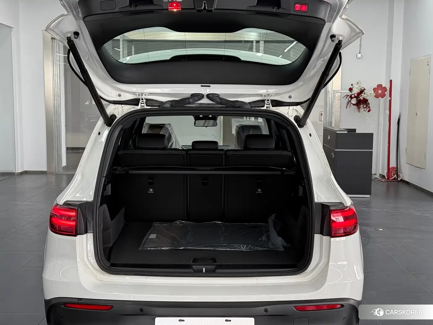 Mercedes-Benz EQB id 4547985 из Китая 12